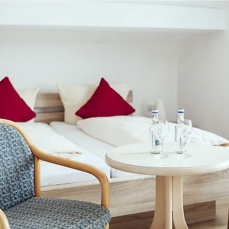 ホテル Kaisers Kleine Stadthotel