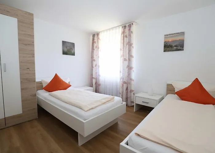 Kaisers Kleine Stadthotel מלון