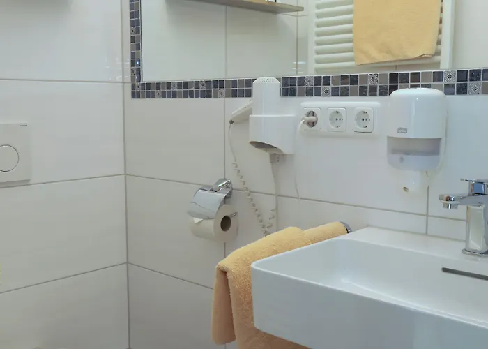 Kaisers Kleine Stadthotel זונטהופן